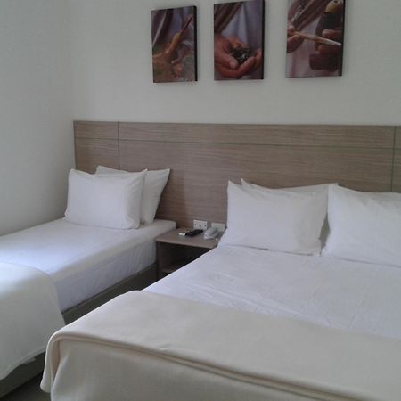 Hotel Zamay Gaira ซันตามาร์ตา ภายนอก รูปภาพ