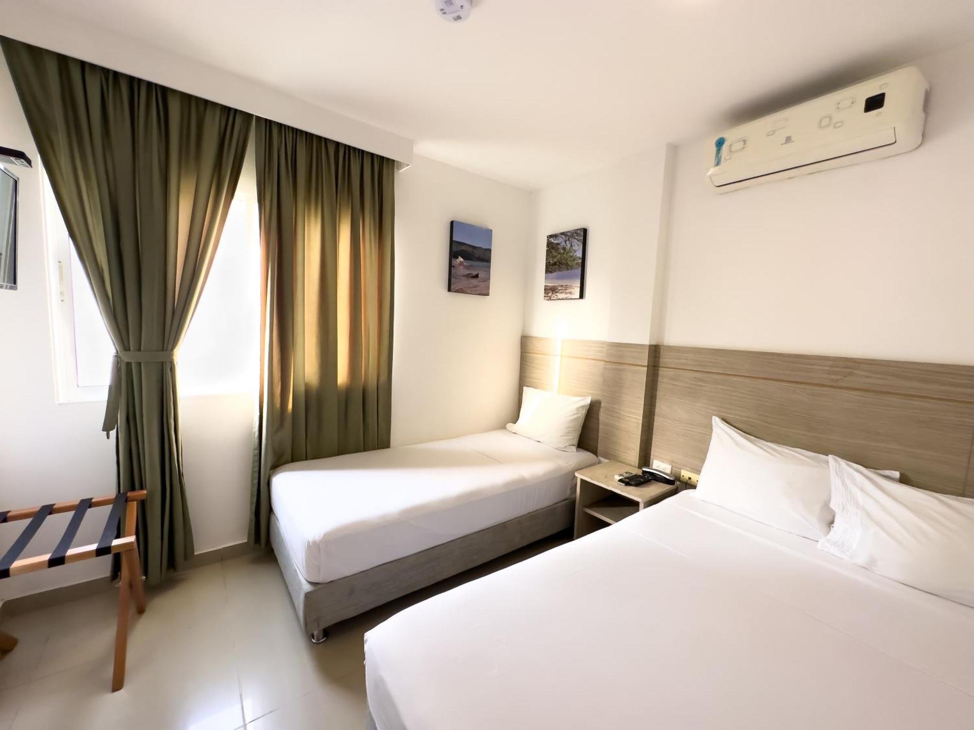Hotel Zamay Gaira ซันตามาร์ตา ภายนอก รูปภาพ