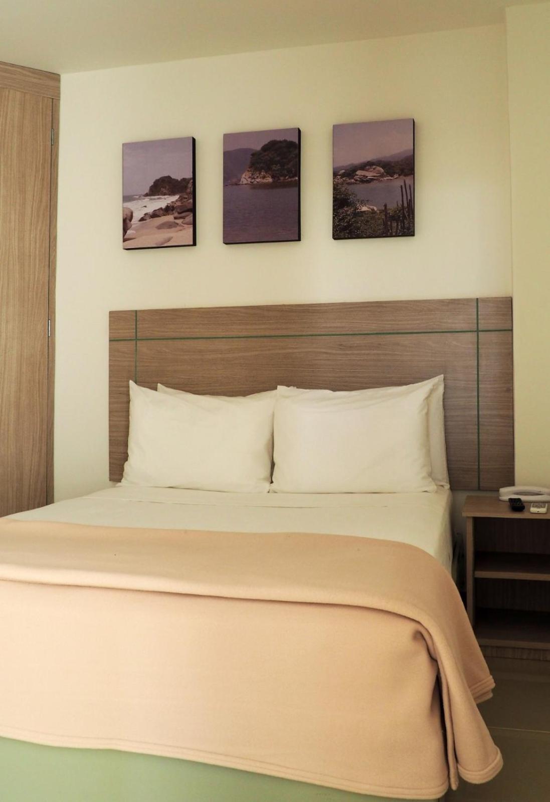 Hotel Zamay Gaira ซันตามาร์ตา ภายนอก รูปภาพ