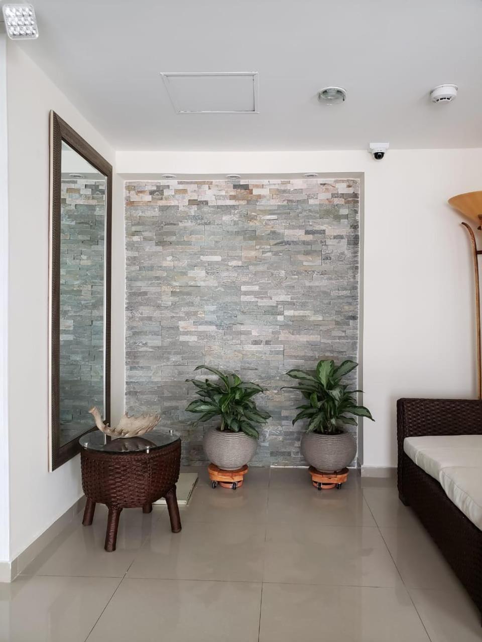 Hotel Zamay Gaira ซันตามาร์ตา ภายนอก รูปภาพ
