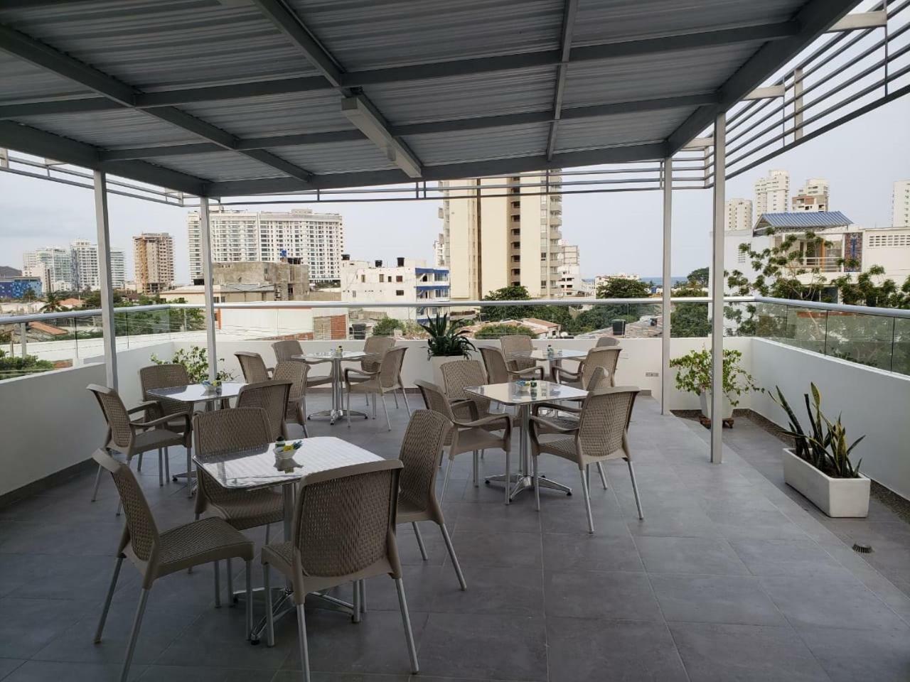 Hotel Zamay Gaira ซันตามาร์ตา ภายนอก รูปภาพ